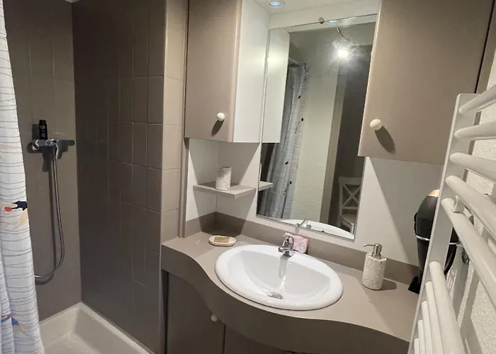 Apartment Sete, En Bord De Mer, Vue Imprenable